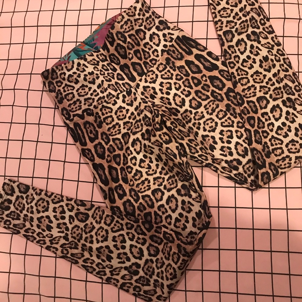 Free people movement leggings